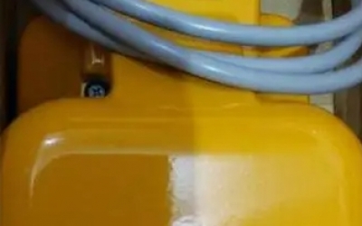 日本走空运 OJIDEN 大阪 OFL-2TV-SM2K 脚踏开关 OFL-TV-SM2K   各侧均为2c