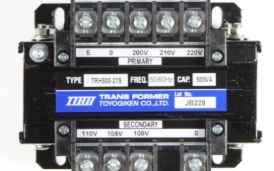 日本原装 TOGI 东洋技研 TRH300-10S 变压器 TRH200-10S  不偏离振动的C型罩