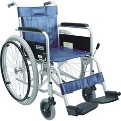 （株）カワムラサイクル KR801N カワムラ　スチール製車椅子　座幅４２ＣＭ